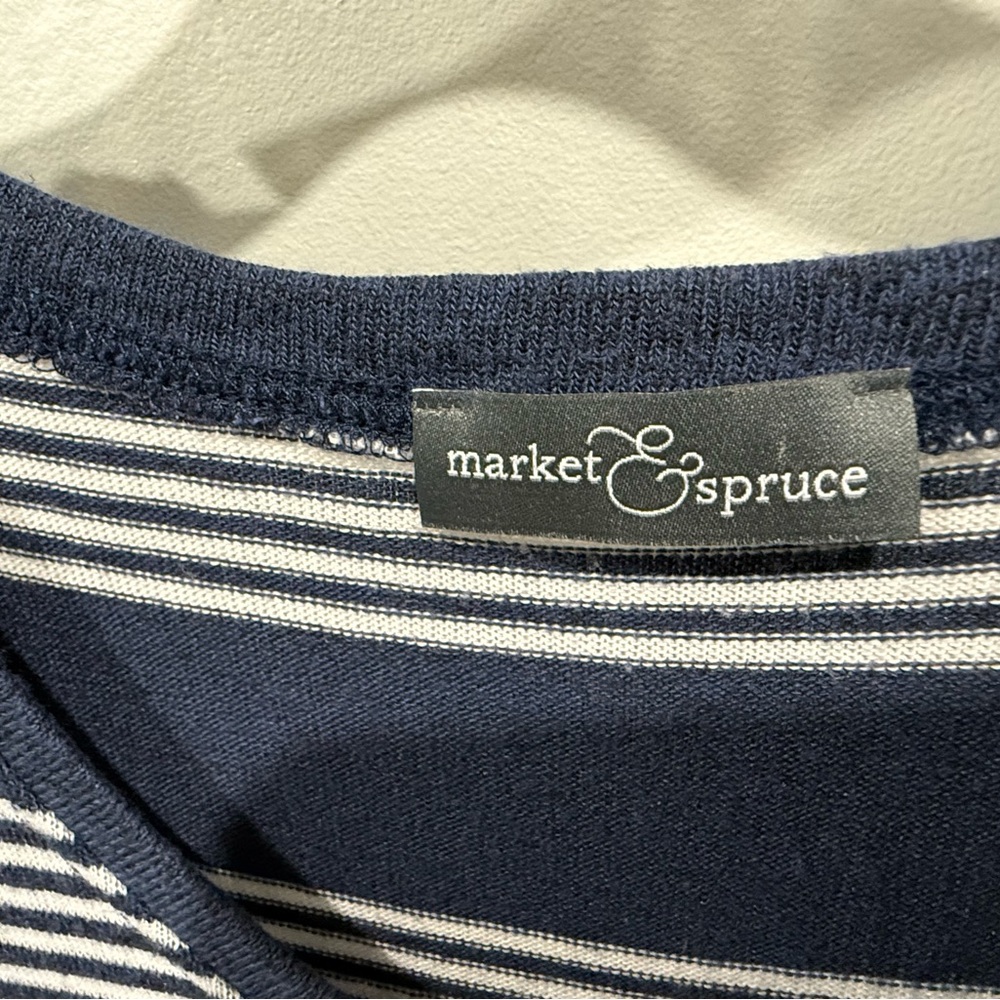 Market & Spruce Blue and Off-White Striped V-Neck Top - Picture 3 of 6